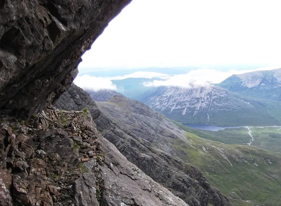 Overhanging rock shelf