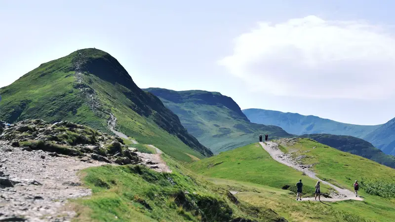 people walking up the cat bells in the lake distrct